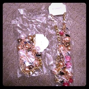 Woman fashion necklace